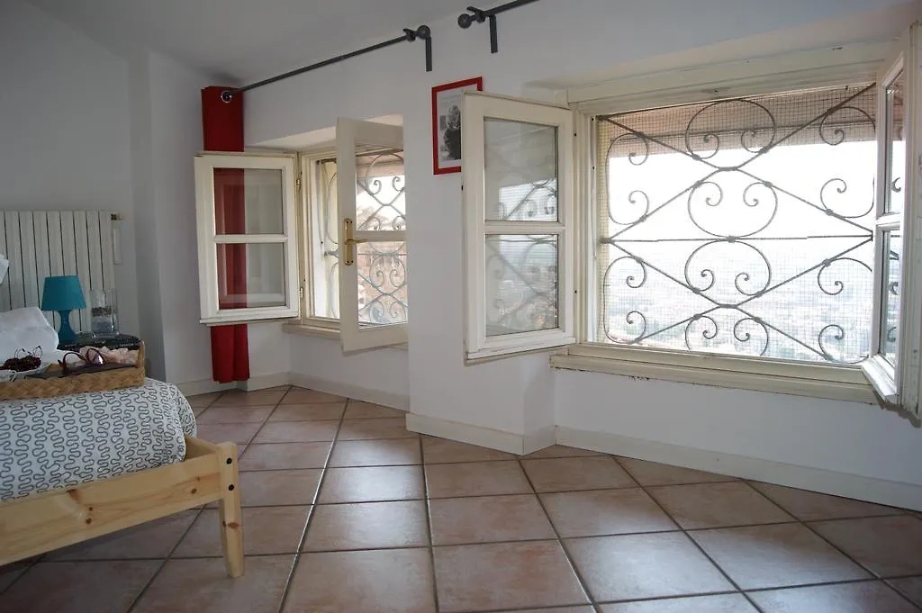 *** Guest house La Luna Blu In Old Town Bergamo Italy