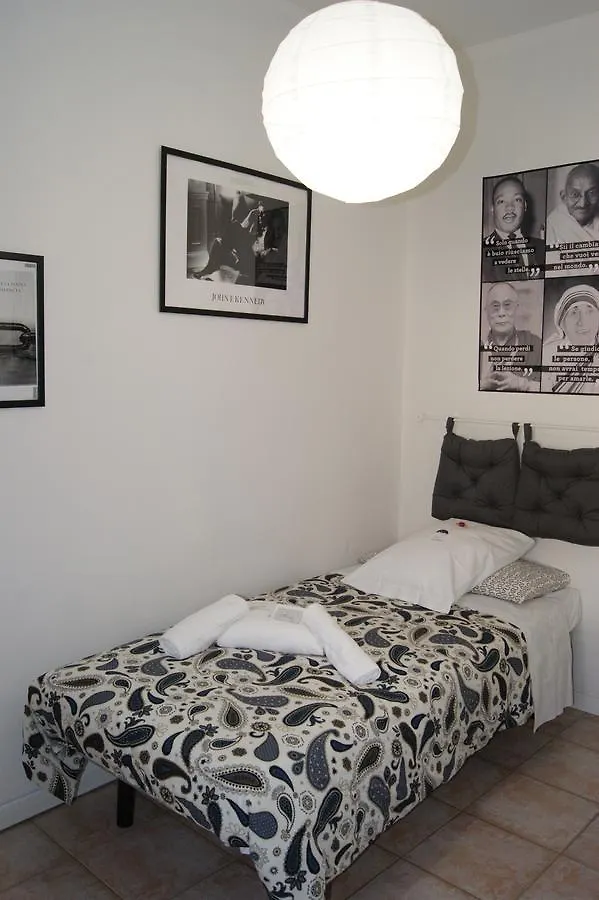 La Luna Blu In Old Town Bergamo Guest house