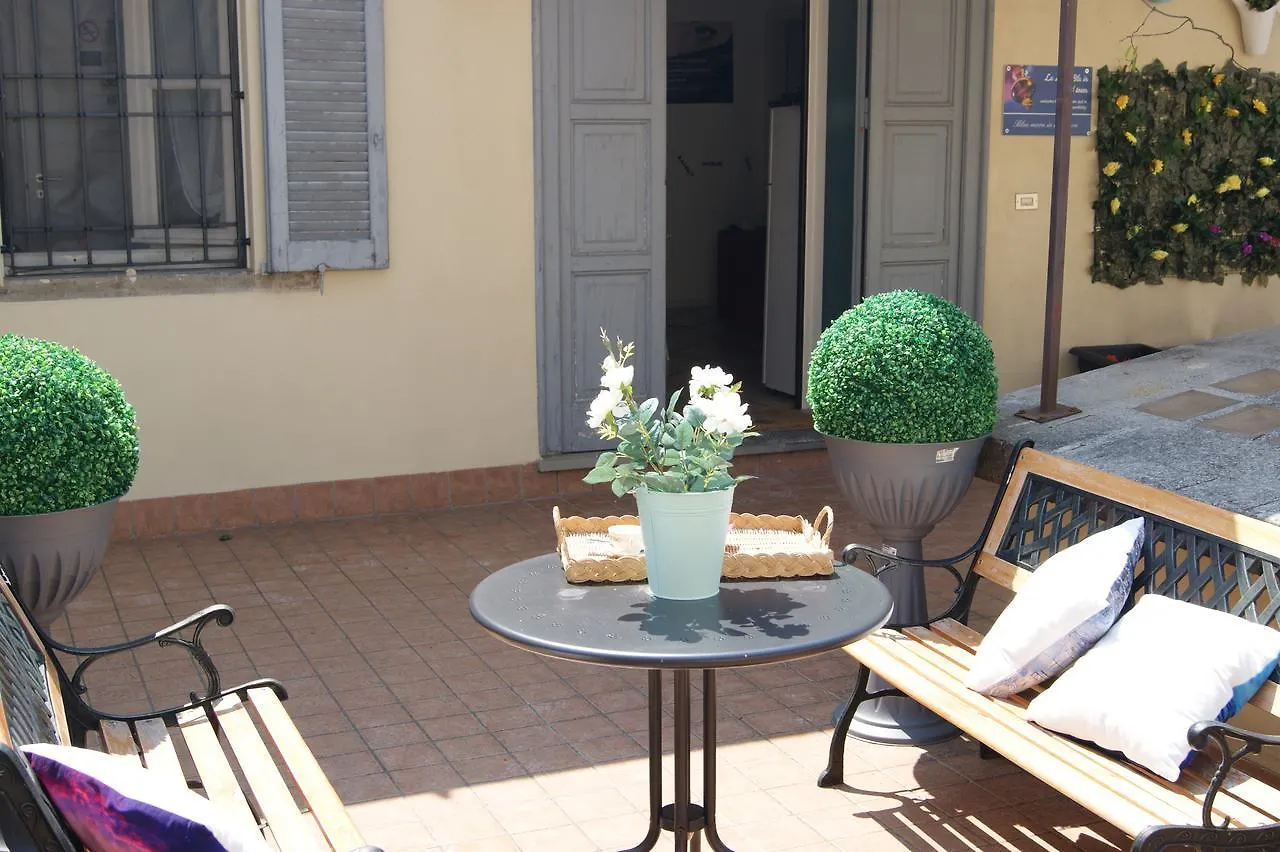 La Luna Blu In Old Town Bergamo Guest house