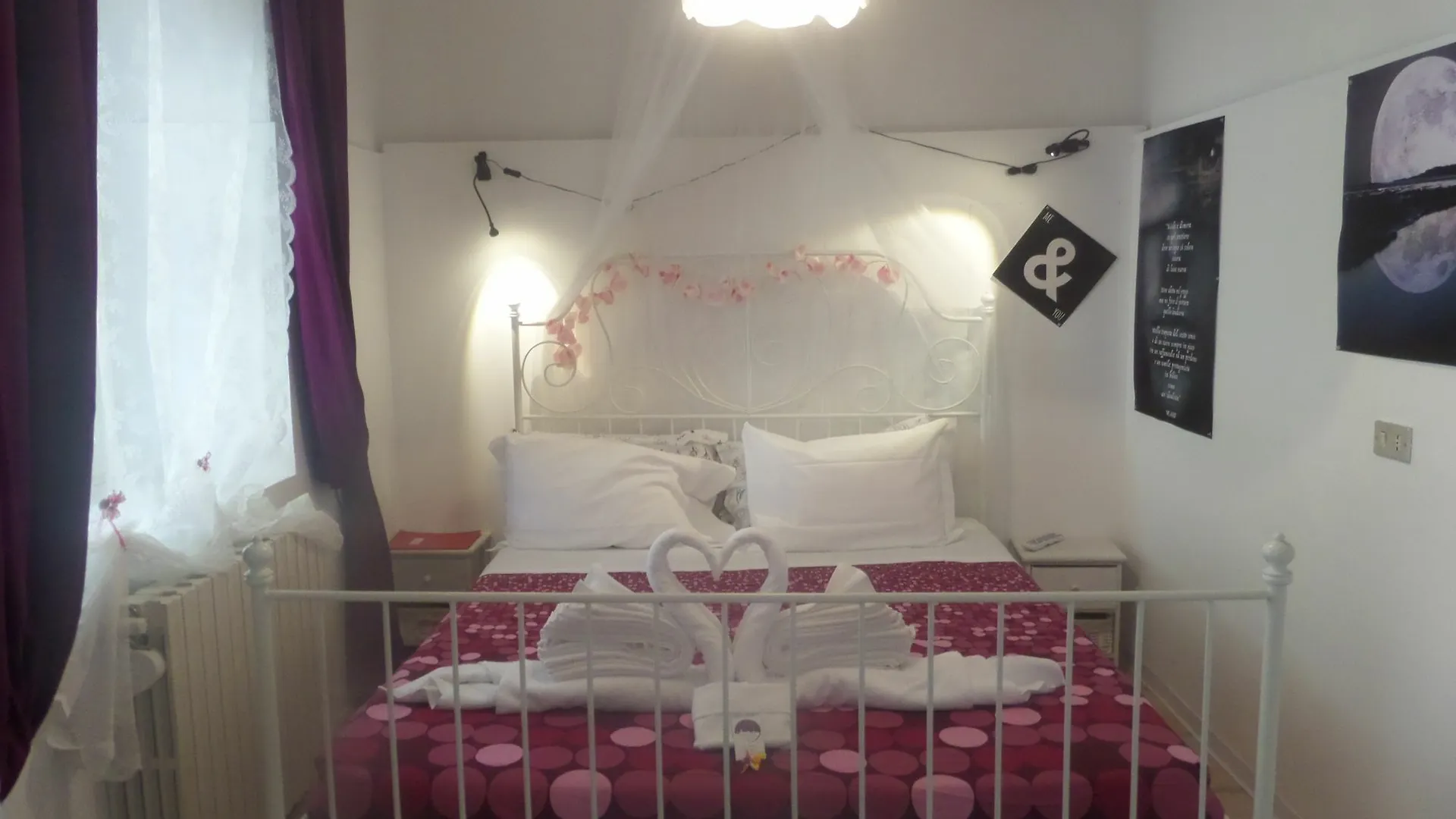 *** Guest house La Luna Blu In Old Town Bergamo Italy