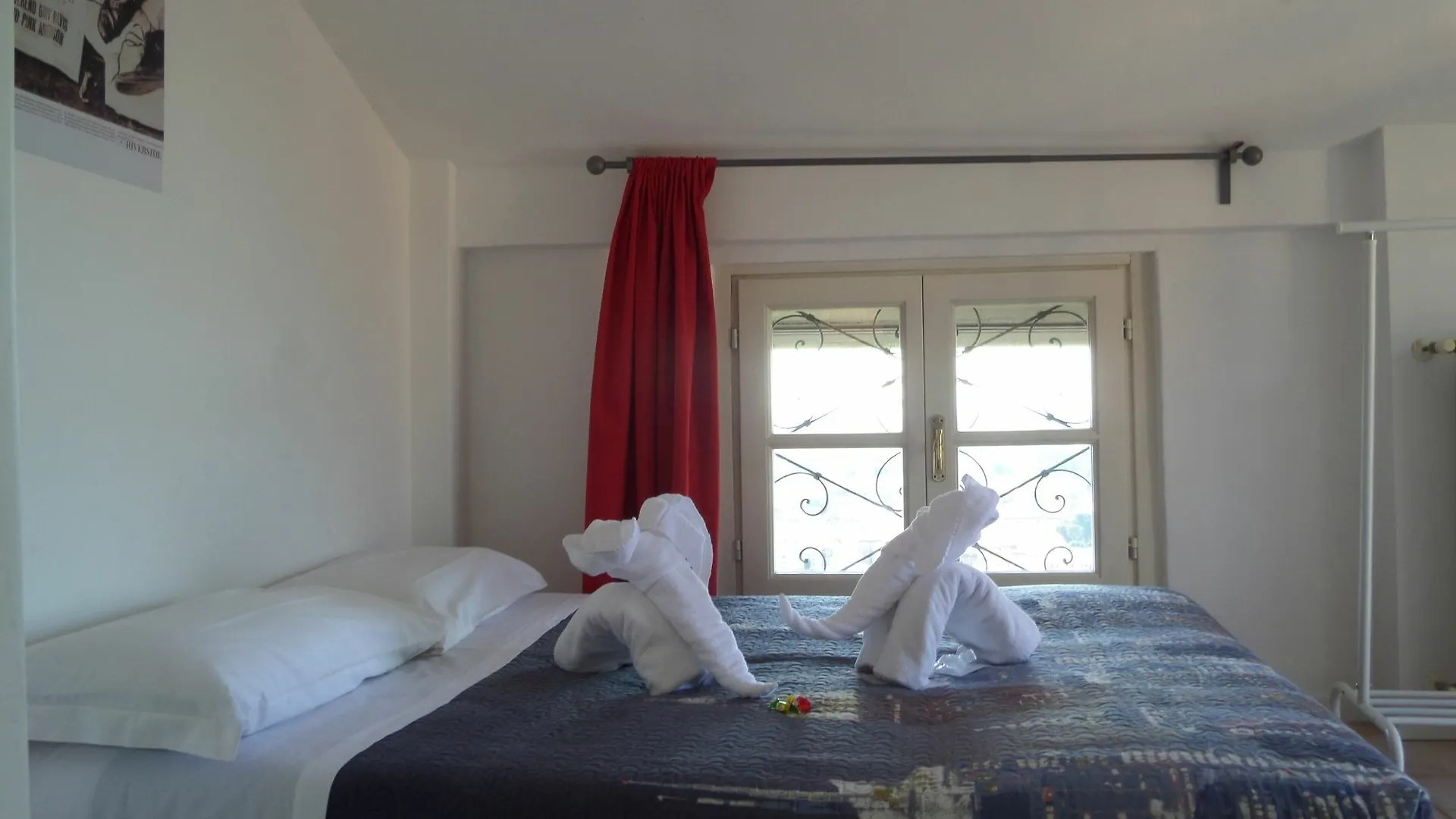*** Guest house La Luna Blu In Old Town Bergamo Italy