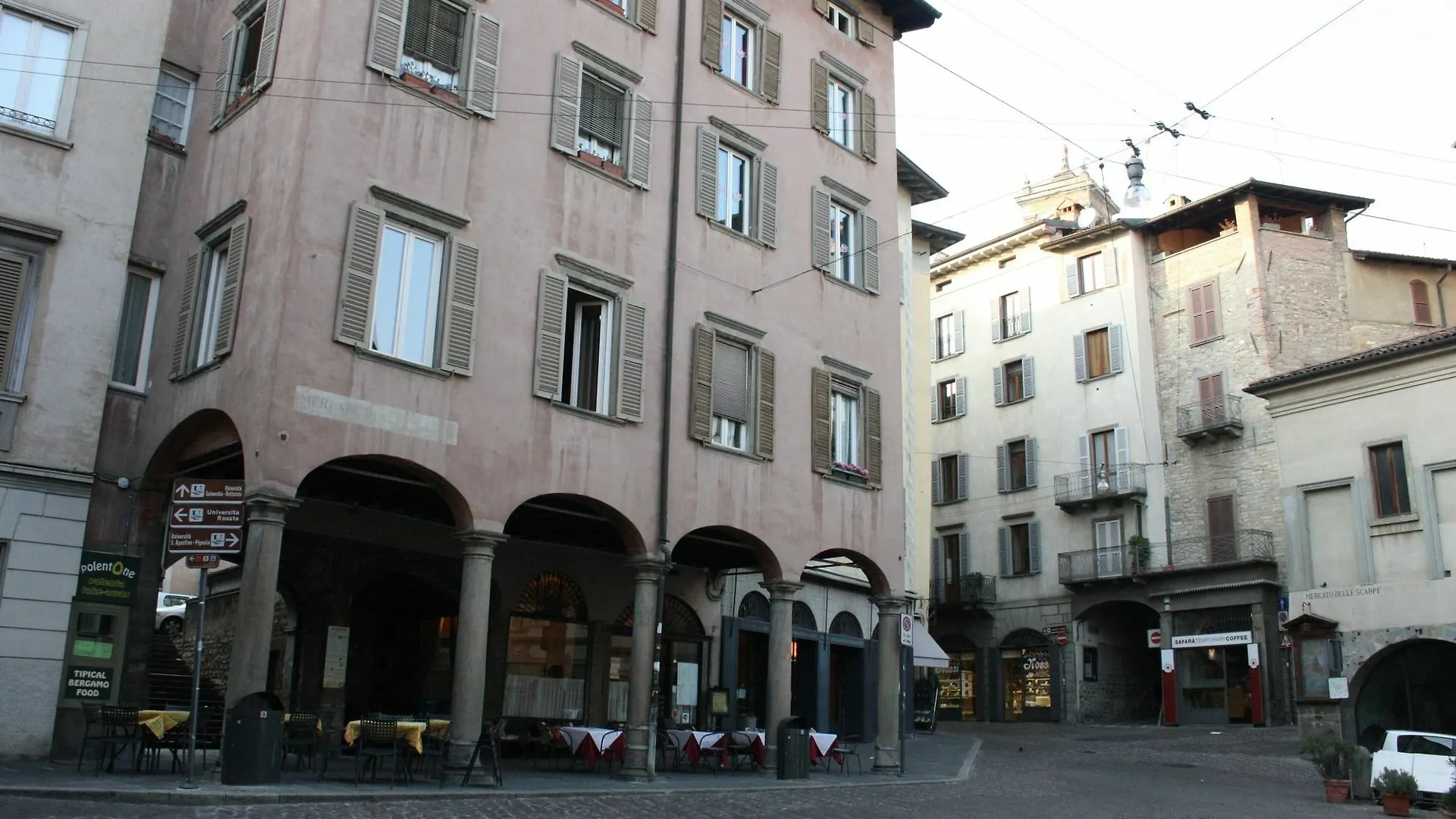La Luna Blu In Old Town Bergamo 3*,  Italy